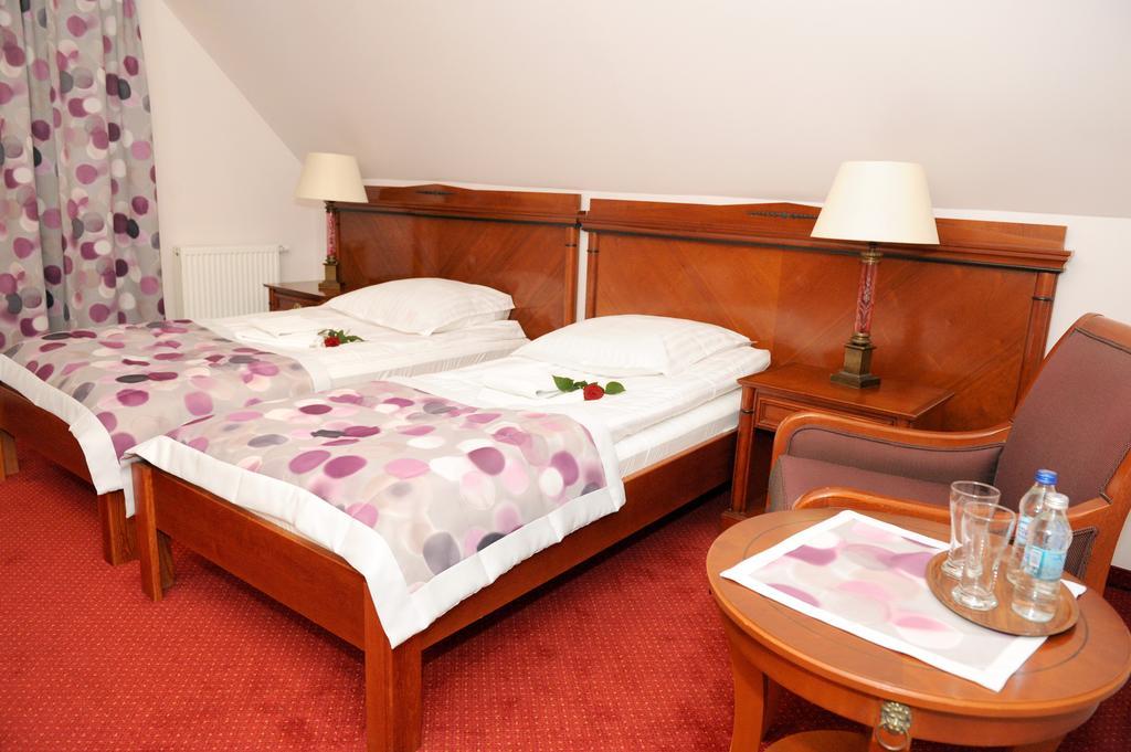 Hotel Czardasz Koziegłowy Szoba fotó