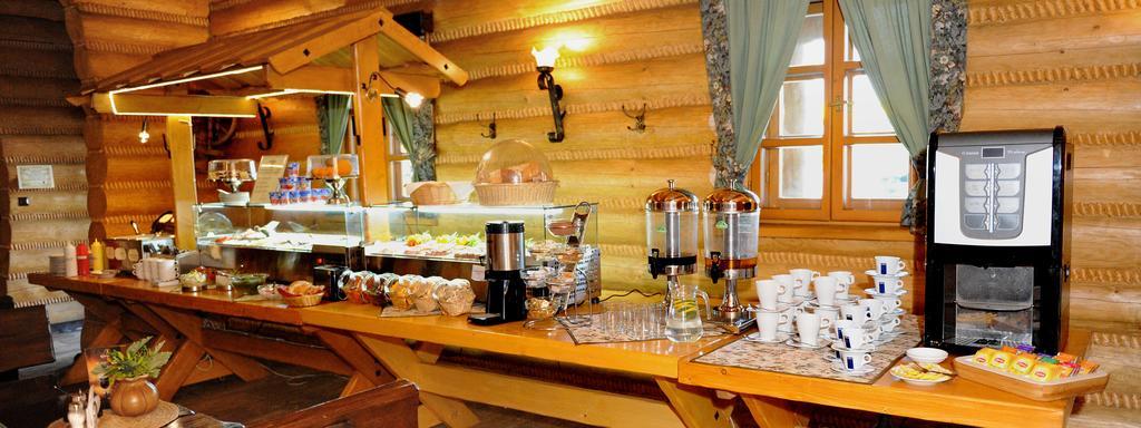 Hotel Czardasz Koziegłowy Kültér fotó